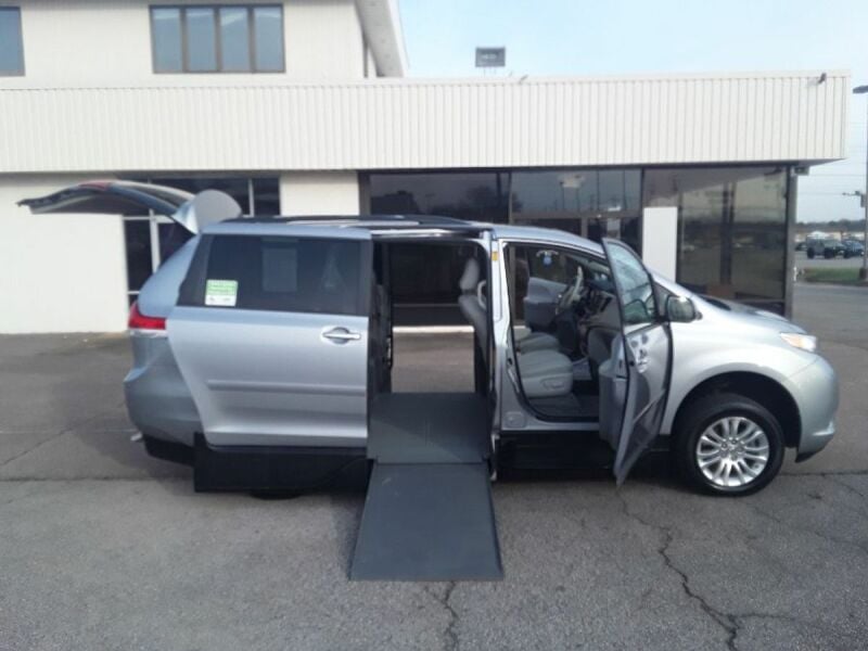 2013 Toyota Sienna