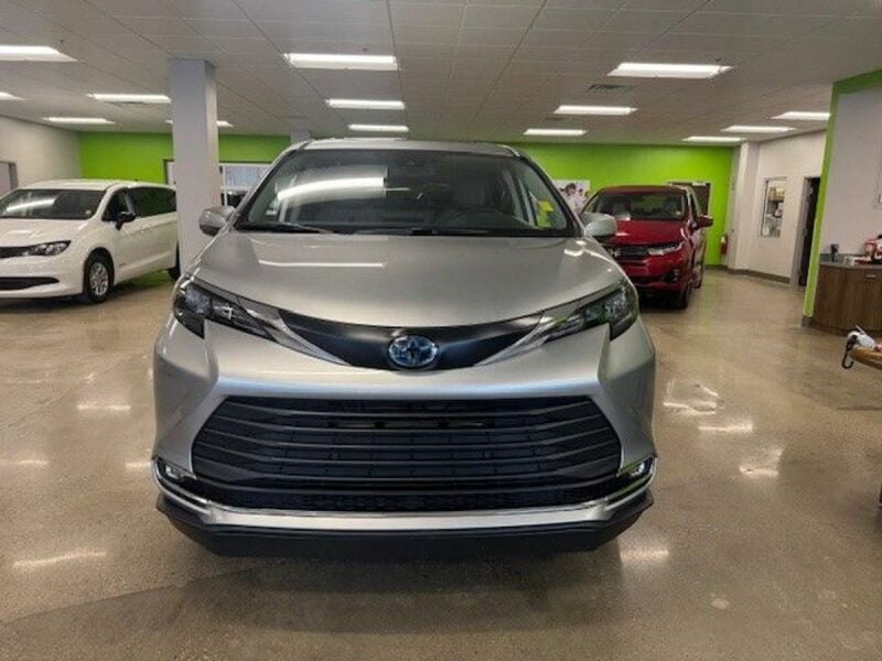 2024 Toyota Sienna