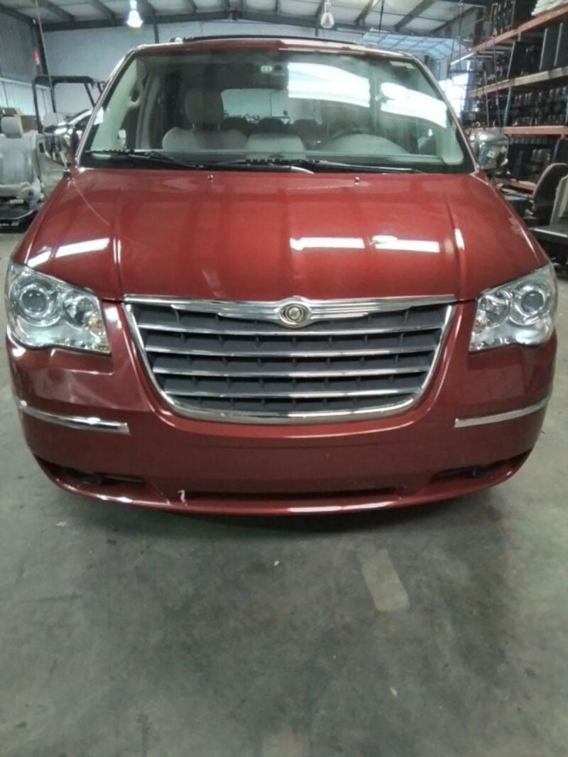 2010 Chrysler Town and Country