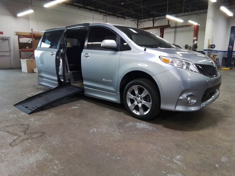 2011 Toyota Sienna