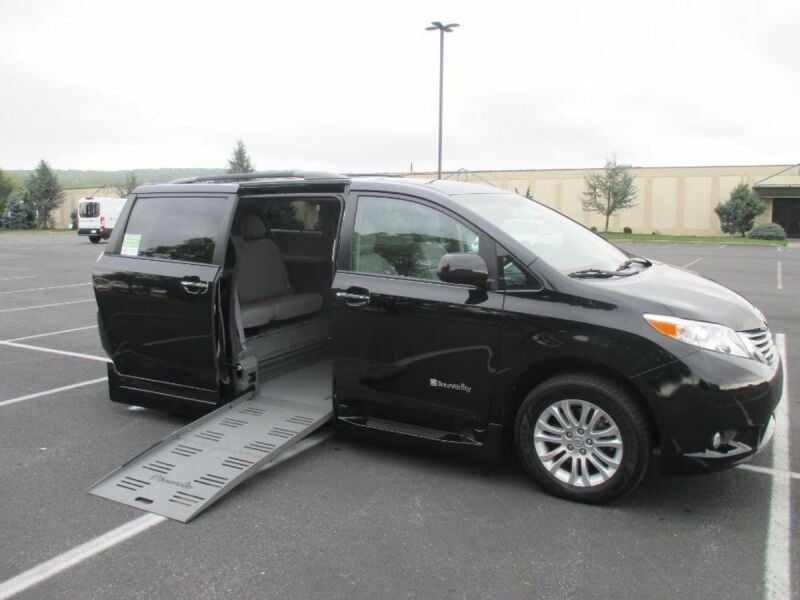 2016 Toyota Sienna