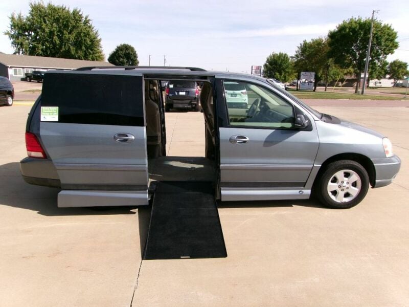 2004 Ford Freestar