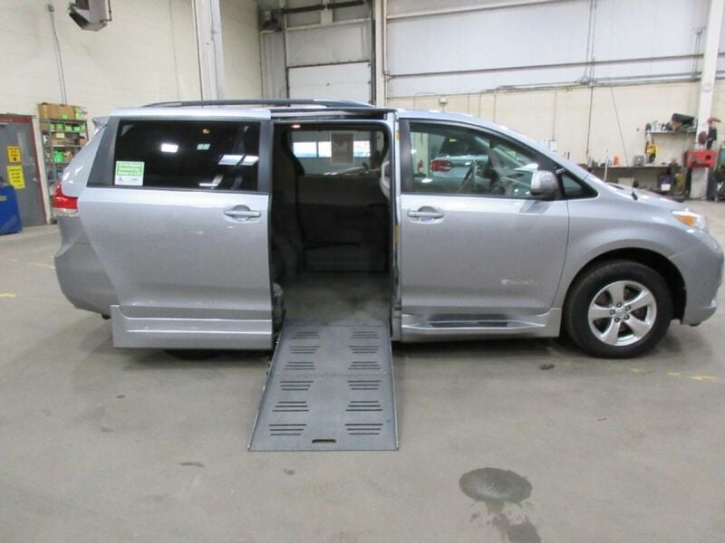 2013 Toyota Sienna