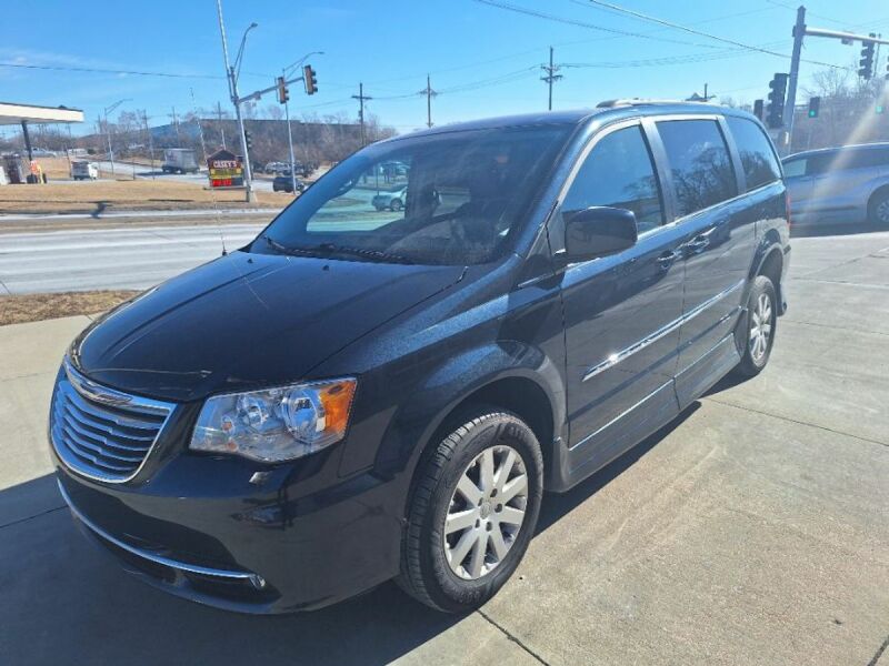 2014 Chrysler Town and Country