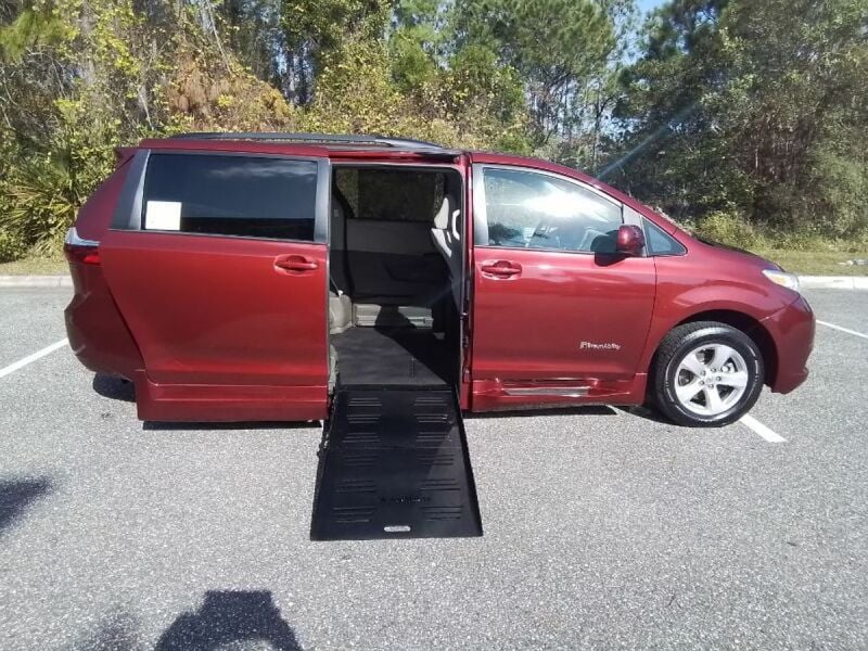 2015 Toyota Sienna