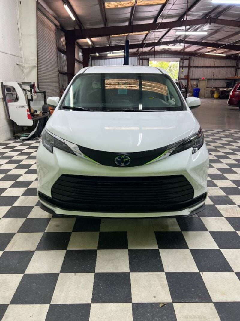 2024 Toyota Sienna