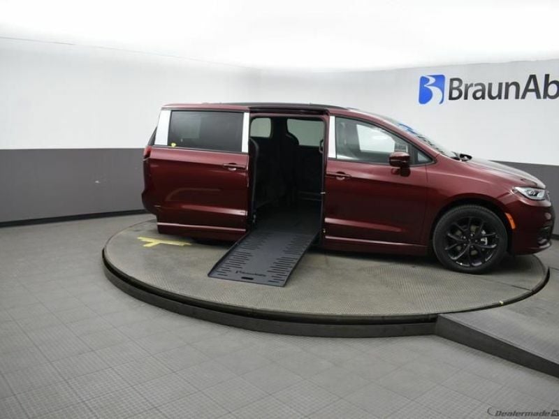 2021 Chrysler Pacifica