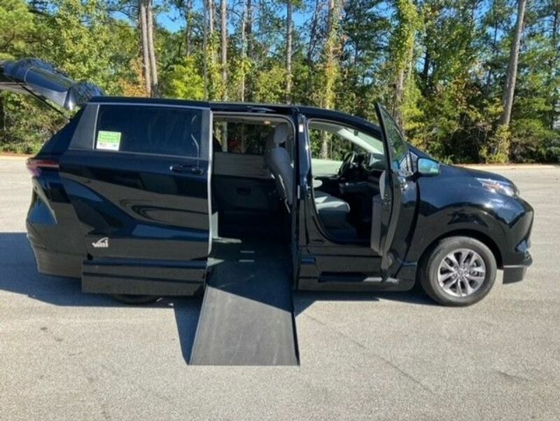 2023 Toyota Sienna