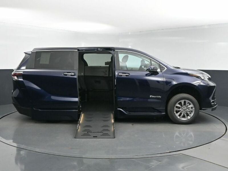 2024 Toyota Sienna