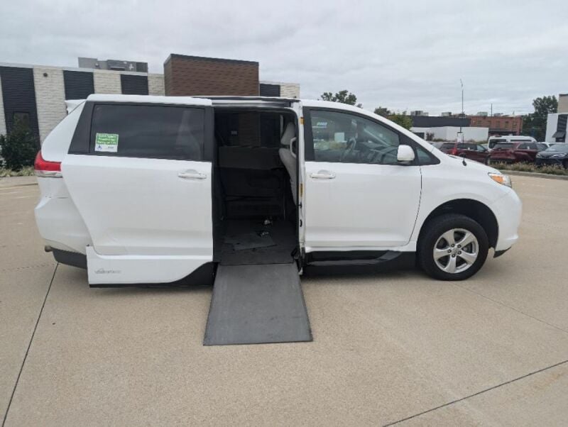 2014 Toyota Sienna