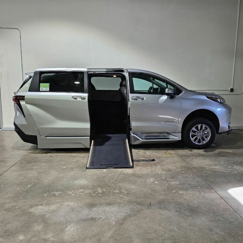 2024 Toyota Sienna