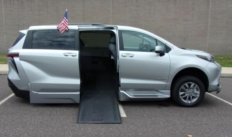 2024 Toyota Sienna