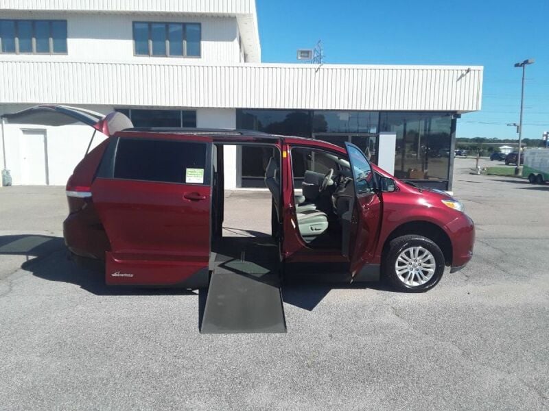 2013 Toyota Sienna