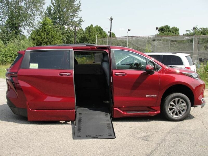 2024 Toyota Sienna