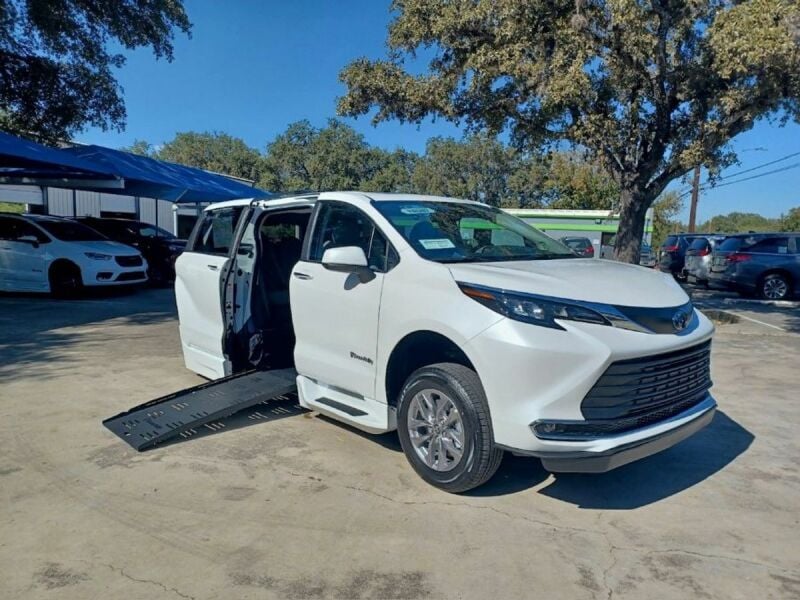 2024 Toyota Sienna