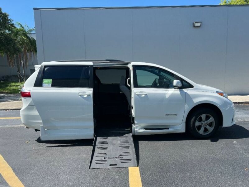 2020 Toyota Sienna