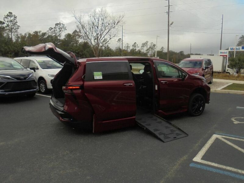 2023 Toyota Sienna