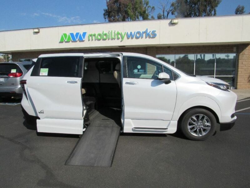 2022 Toyota Sienna