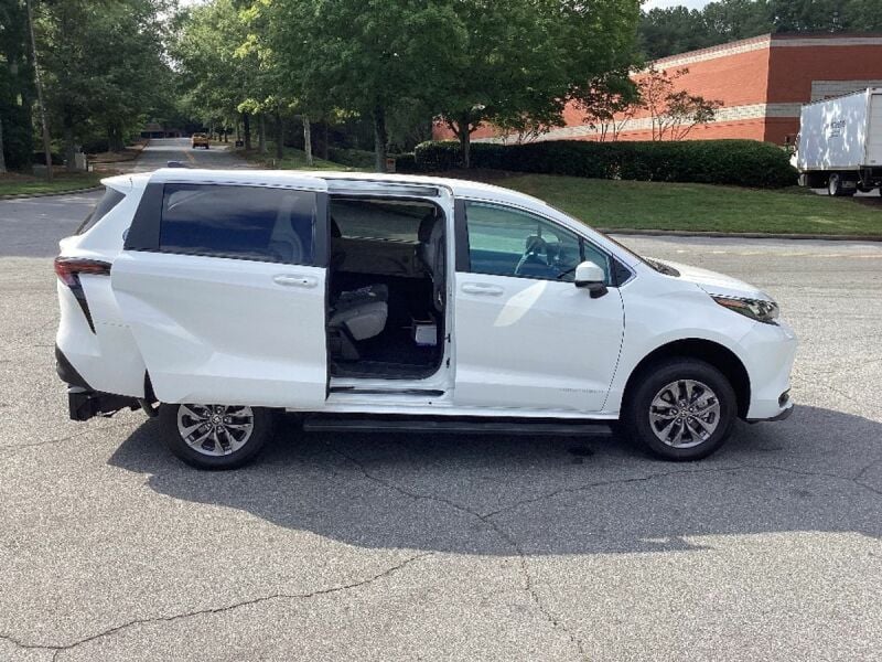 2024 Toyota Sienna