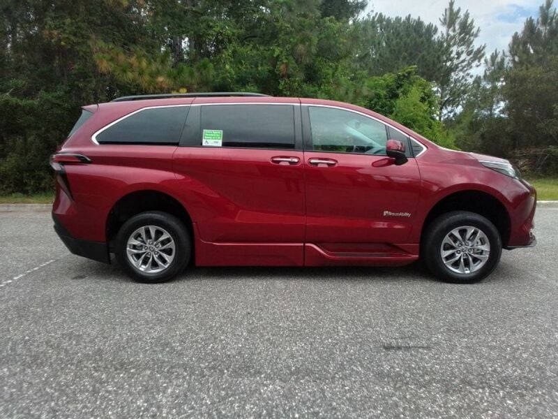 2022 Toyota Sienna