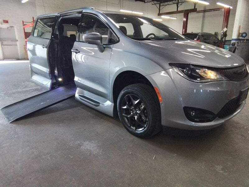 2020 Chrysler Pacifica