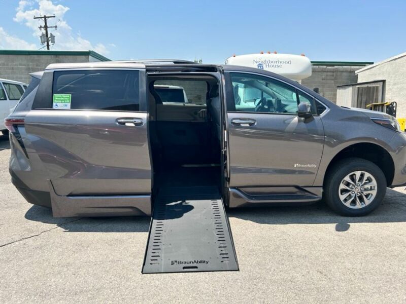 2024 Toyota Sienna