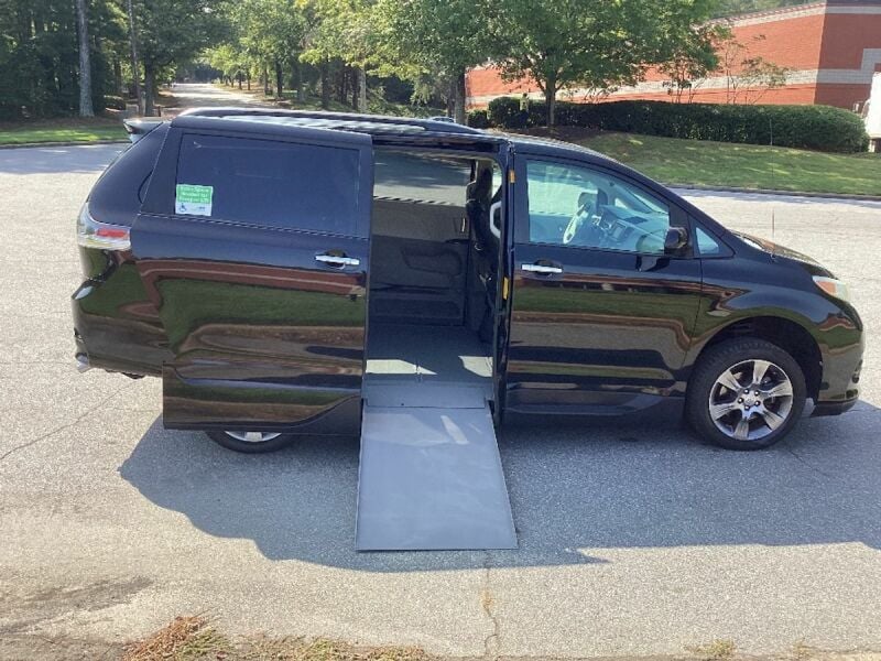 2014 Toyota Sienna