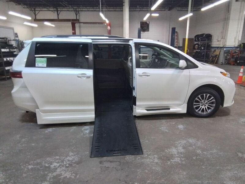 2018 Toyota Sienna