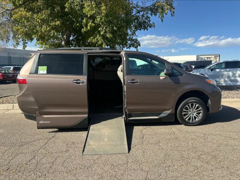 2018 Toyota Sienna