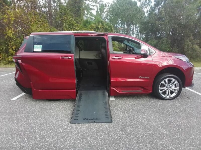 2022 Toyota Sienna