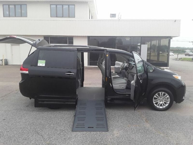 2012 Toyota Sienna