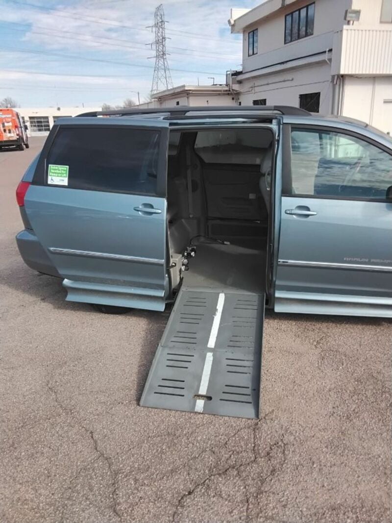 2010 Toyota Sienna