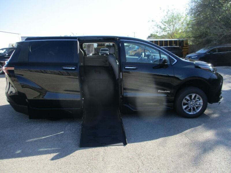 2024 Toyota Sienna