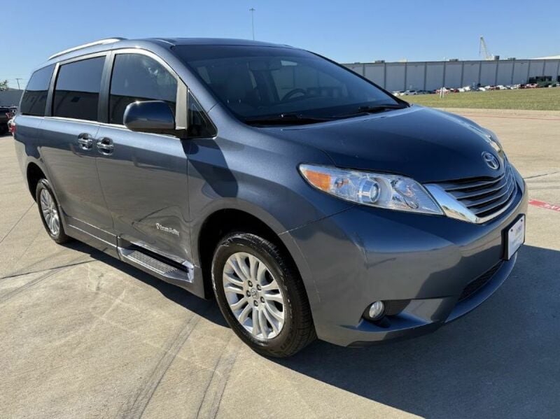 2017 Toyota Sienna