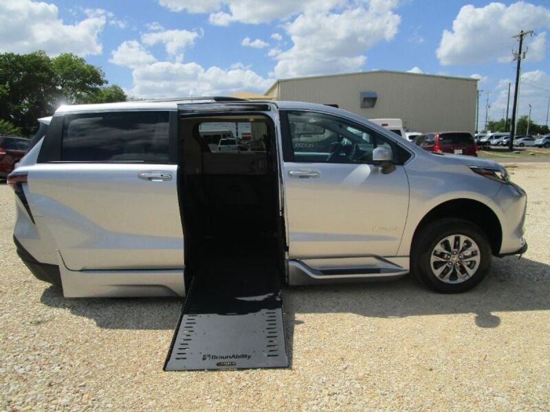 2024 Toyota Sienna