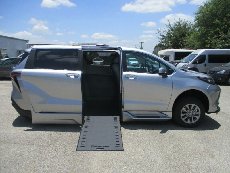 2024 Toyota Sienna