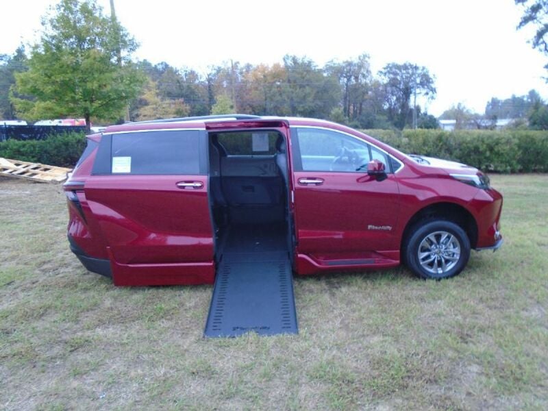 2024 Toyota Sienna