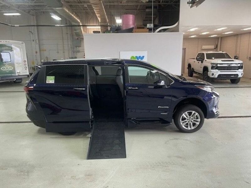 2021 Toyota Sienna