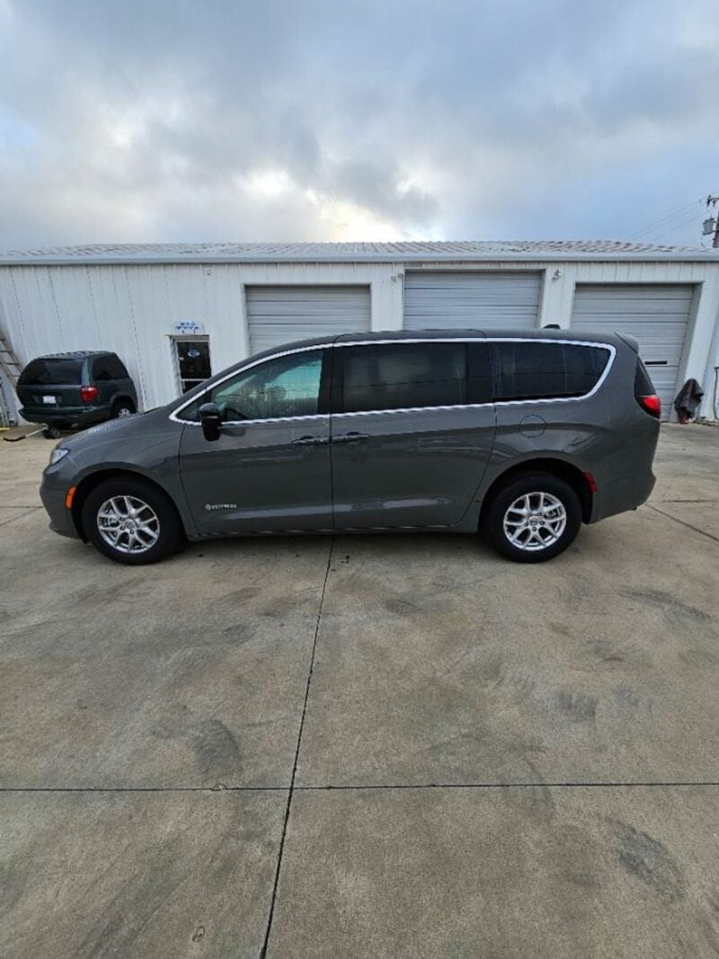 2024 Chrysler Pacifica