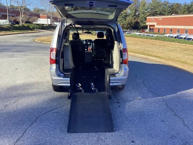 2012 Chrysler Town and Country