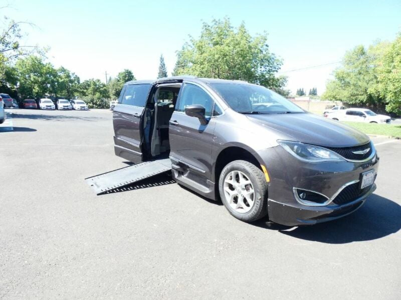 2017 Chrysler Pacifica