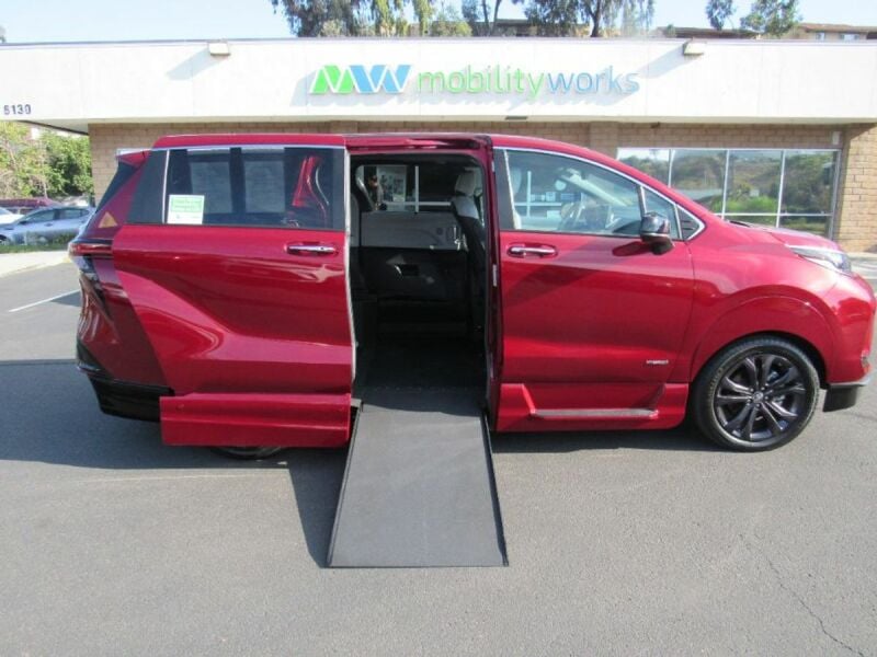 2021 Toyota Sienna