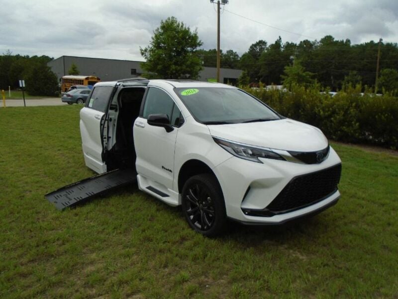 2024 Toyota Sienna