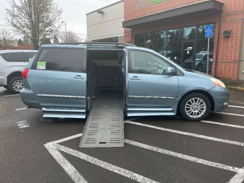 2009 Toyota Sienna