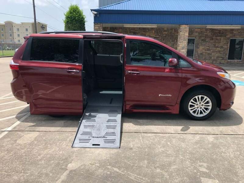 2016 Toyota Sienna