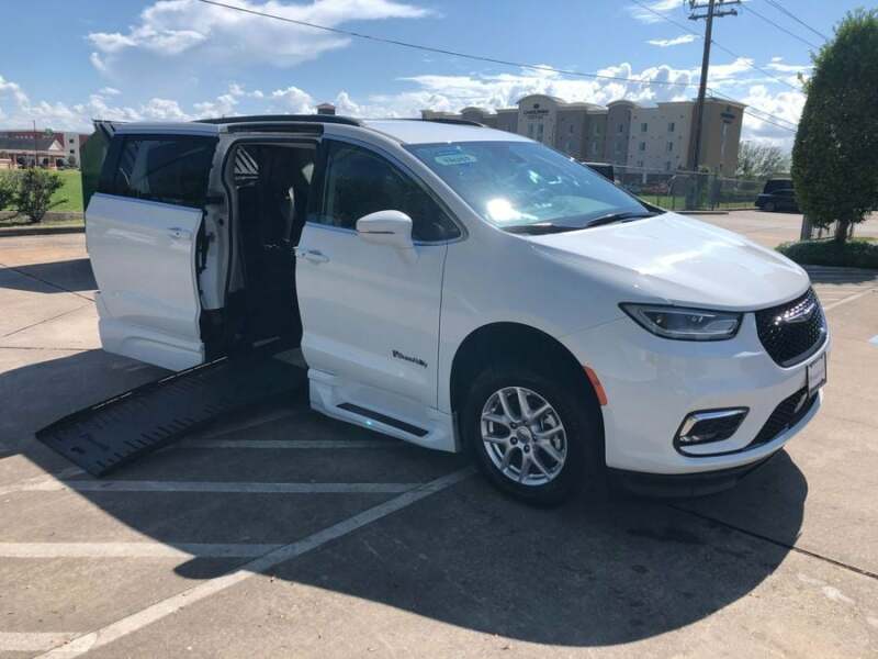 2022 Chrysler Pacifica