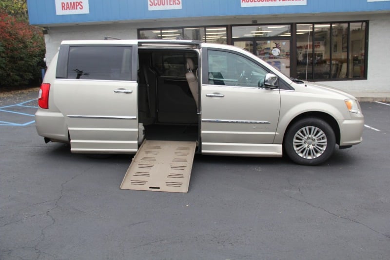 2014 Chrysler Town & Coutry