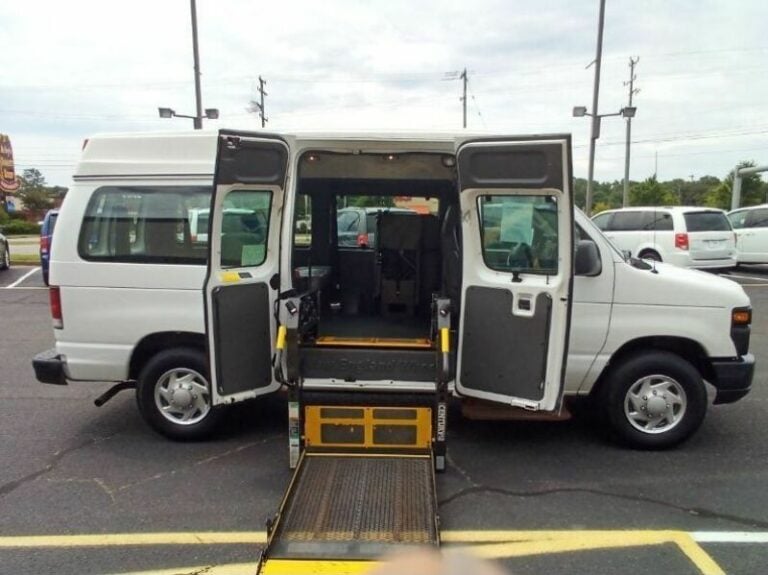 Ford Wheelchair Vans - The Mobility Resource